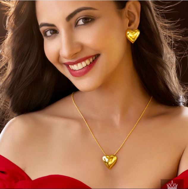 Saiyaara Heart Necklace Set With Earrings
