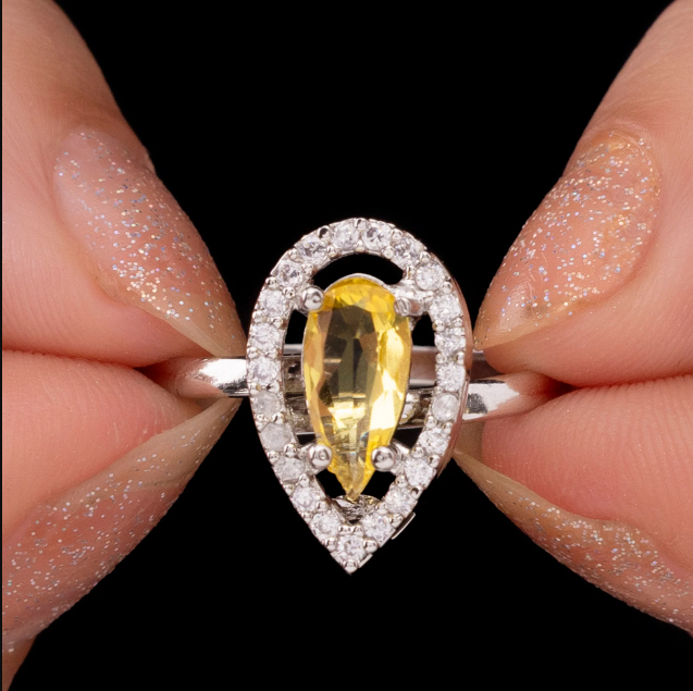 Drop Stone AD Ring (Adjustable Size)