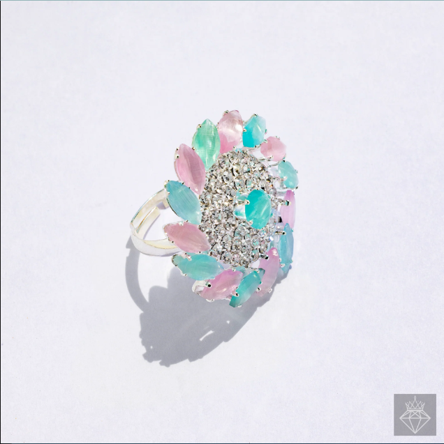 Flower shape  Crystal Ring (Adjustable Size)